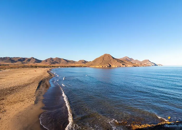 El Velero La Isleta Junto Al Mar Buceo Parking